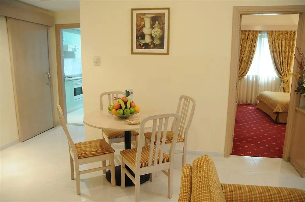 Апарт-отель Wescott Pearl Hotel Apartments Дубай