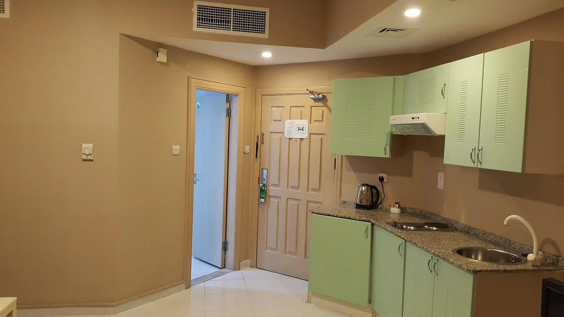 Wescott Pearl Hotel Apartments Dubai